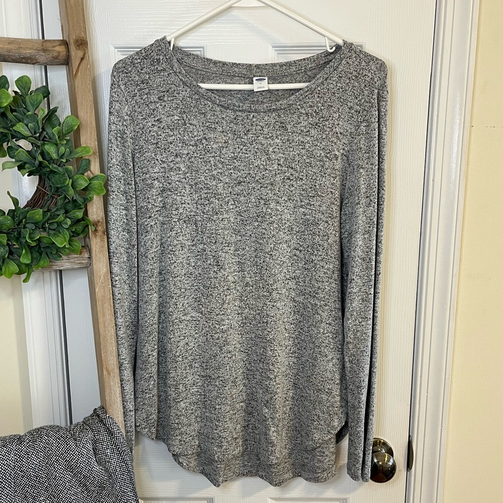 Old Navy Knit Long Sleeve Shirt